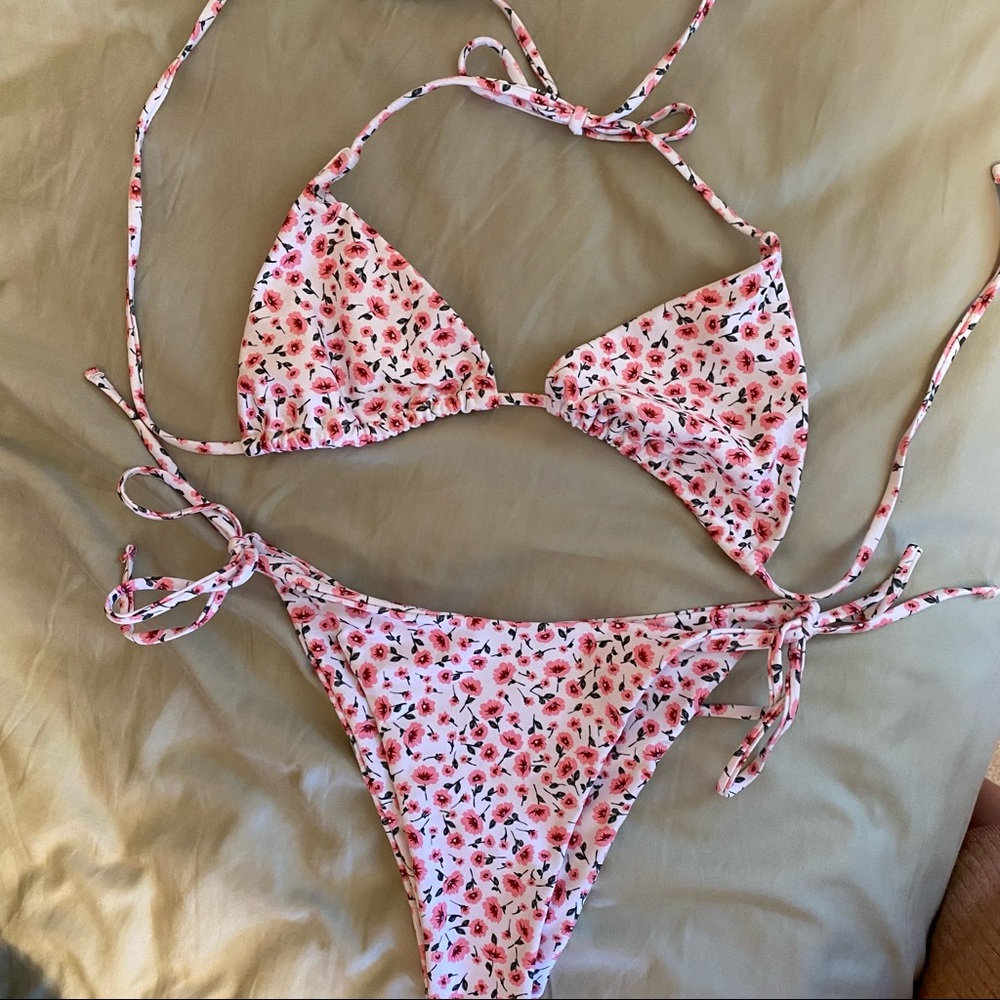 Floral Cheeky Tie Bikini